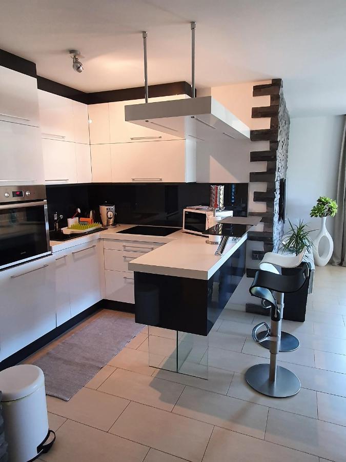 Apartament Lucia Exclusive With Parking In The Garage Poreč Zewnętrze zdjęcie